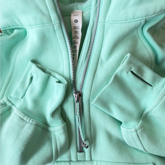 Lululemon Women's XS/S Mint Green Scuba Cropped Hoodie - Picture 3 of 5
